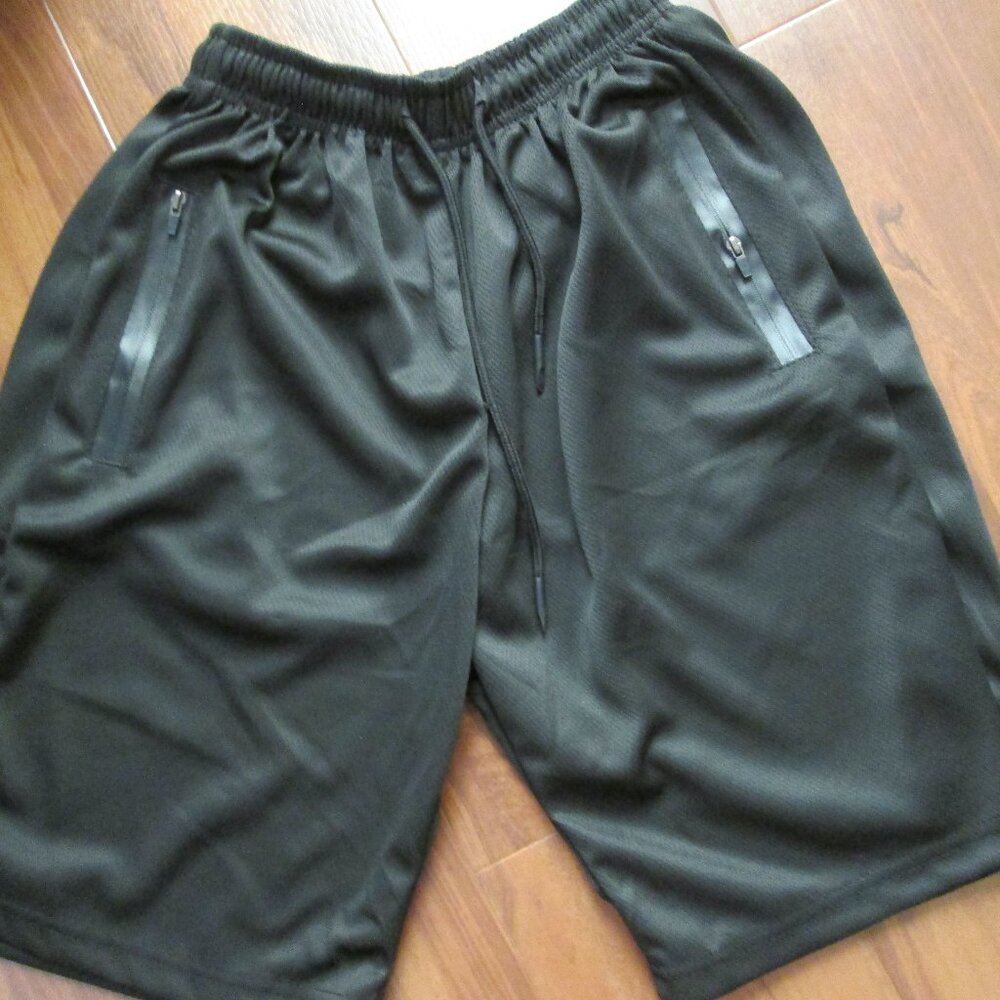 Boy's Loose Fit High Rise Elastic Waist Bermuda Shorts Black